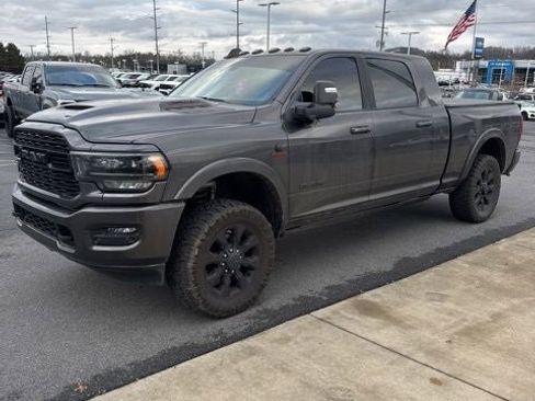 Used 2024 RAM 2500 Limited image 3