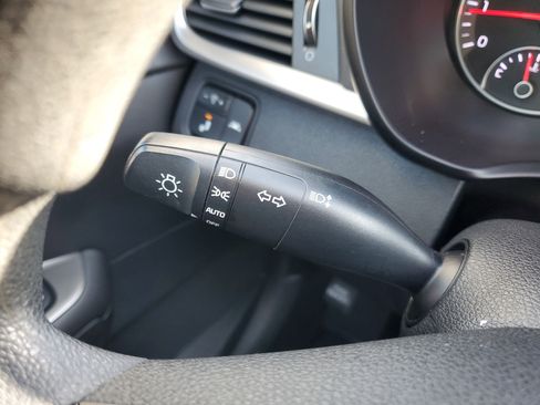 Certified 2020 Kia Optima LX image 28