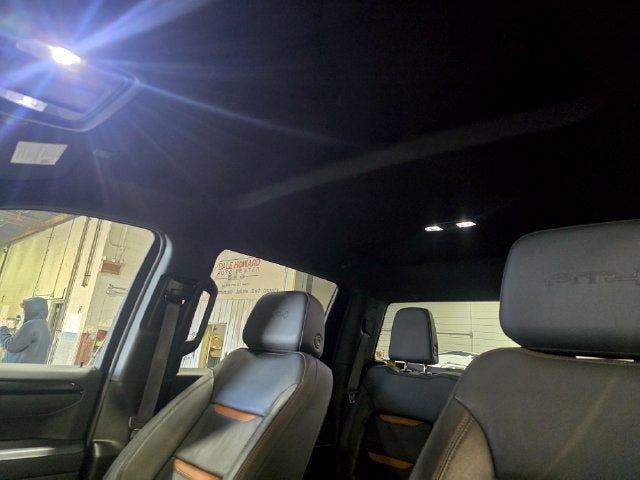 Used 2025 GMC Sierra 1500 AT4 AWD/4WD image 21