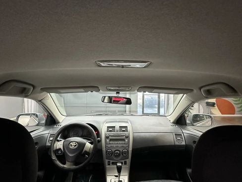 Used 2010 Toyota Corolla S image 19