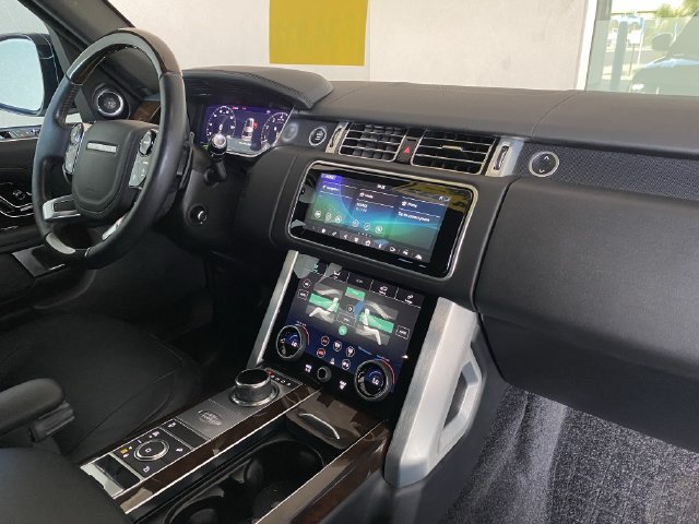 Used 2021 Land Rover Range Rover AWD/4WD image 11