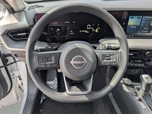 New 2026 Nissan Kicks SV image 20