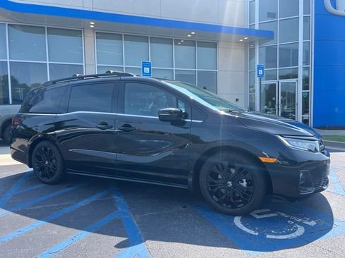 Certified 2026 Honda Odyssey Sport-L image 4