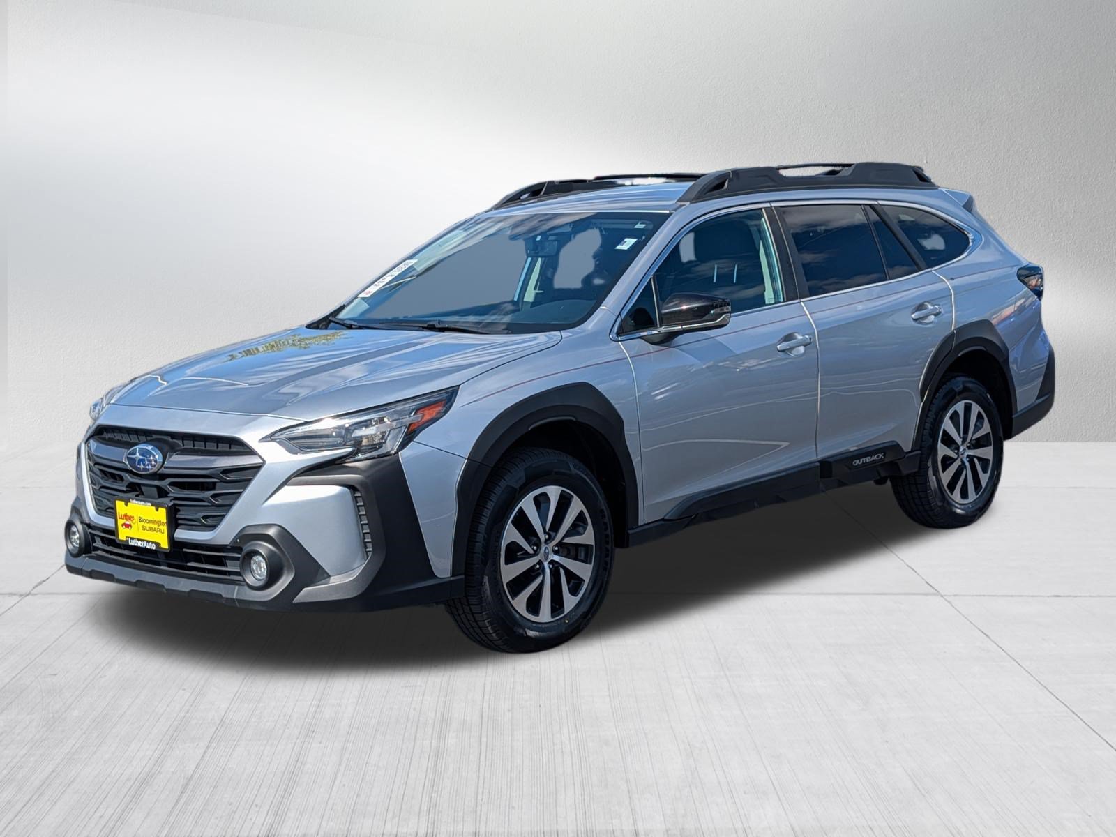 Used 2024 Subaru Outback Premium AWD/4WD image 7