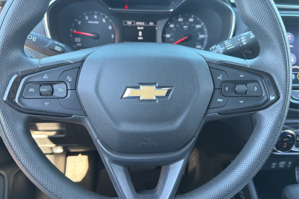 Used 2023 Chevrolet TrailBlazer LT w/ Convenience Package FWD image 20