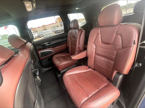 Certified 2024 Kia Telluride SX Prestige AWD/4WD image 28