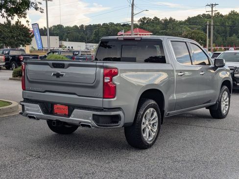 Used 2024 Chevrolet Silverado 1500 LTZ w/ LTZ Convenience Package II AWD/4WD image 8