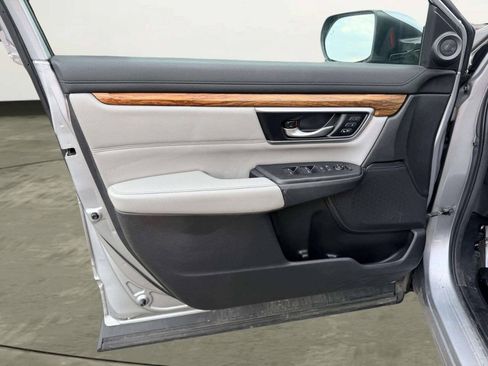 Used 2018 Honda CR-V EX-L image 17