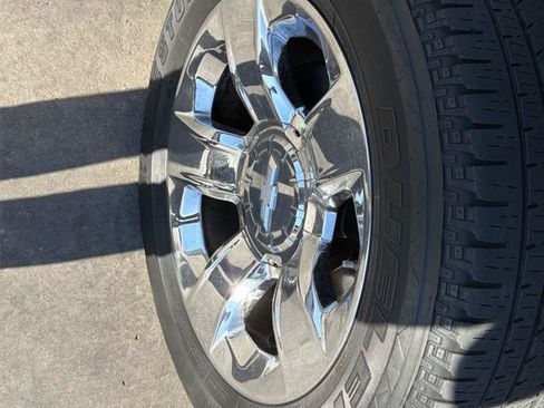Used 2018 Chevrolet Silverado 1500 LTZ w/ Sport Package AWD/4WD image 39