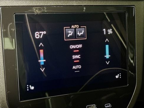 New 2026 GMC Yukon AT4 Ultimate w/ LPO, Floor Liner Package AWD/4WD image 27