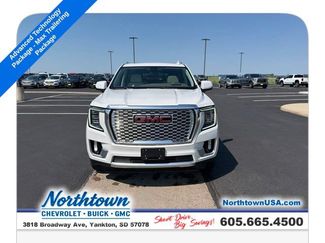 Used 2021 GMC Yukon XL Denali w/ Denali Premium Package AWD/4WD video 3