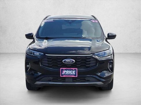 Used 2023 Ford Escape ST-Line Elite w/ Premium Technology Package AWD/4WD image 2