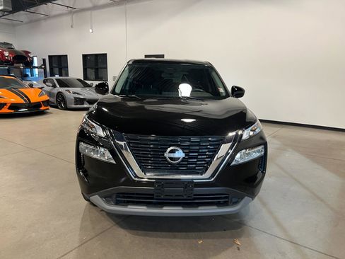 Used 2023 Nissan Rogue SV image 8