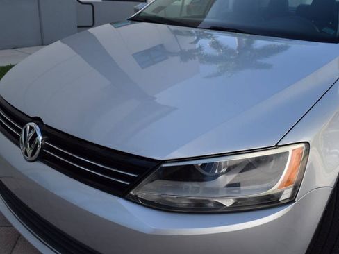 Used 2013 Volkswagen Jetta TDI FWD image 11