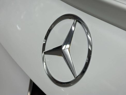 Used 2025 Mercedes-Benz C 43 AMG 4MATIC Sedan image 9