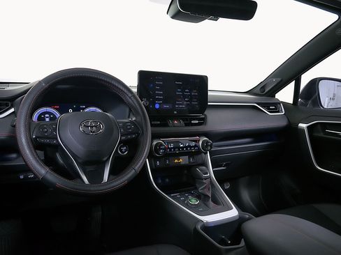 Used 2024 Toyota RAV4 XSE AWD/4WD image 14