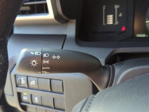 Used 2025 Toyota Tacoma SR image 14