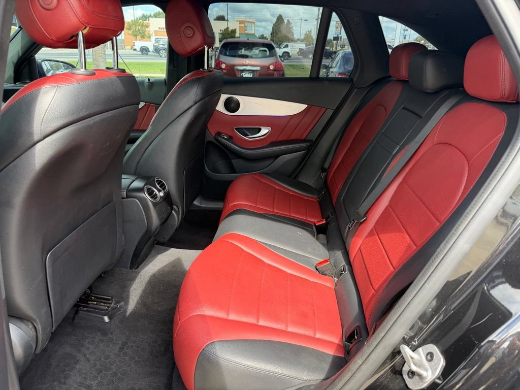 Used 2022 Mercedes-Benz GLC 300 4MATIC image 14