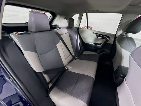 Used 2025 Toyota RAV4 XLE w/ Convenience Package AWD/4WD image 31