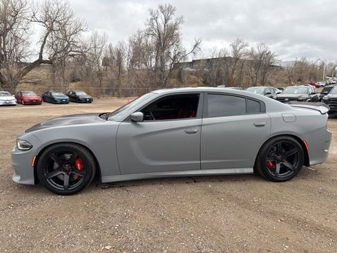 Used 2016 Dodge Charger SRT image 2
