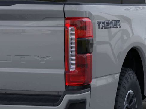 New 2026 Ford F250 Lariat AWD/4WD image 21
