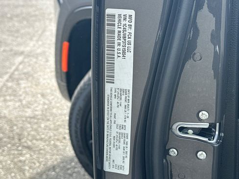 New 2026 Jeep Grand Wagoneer Limited image 28