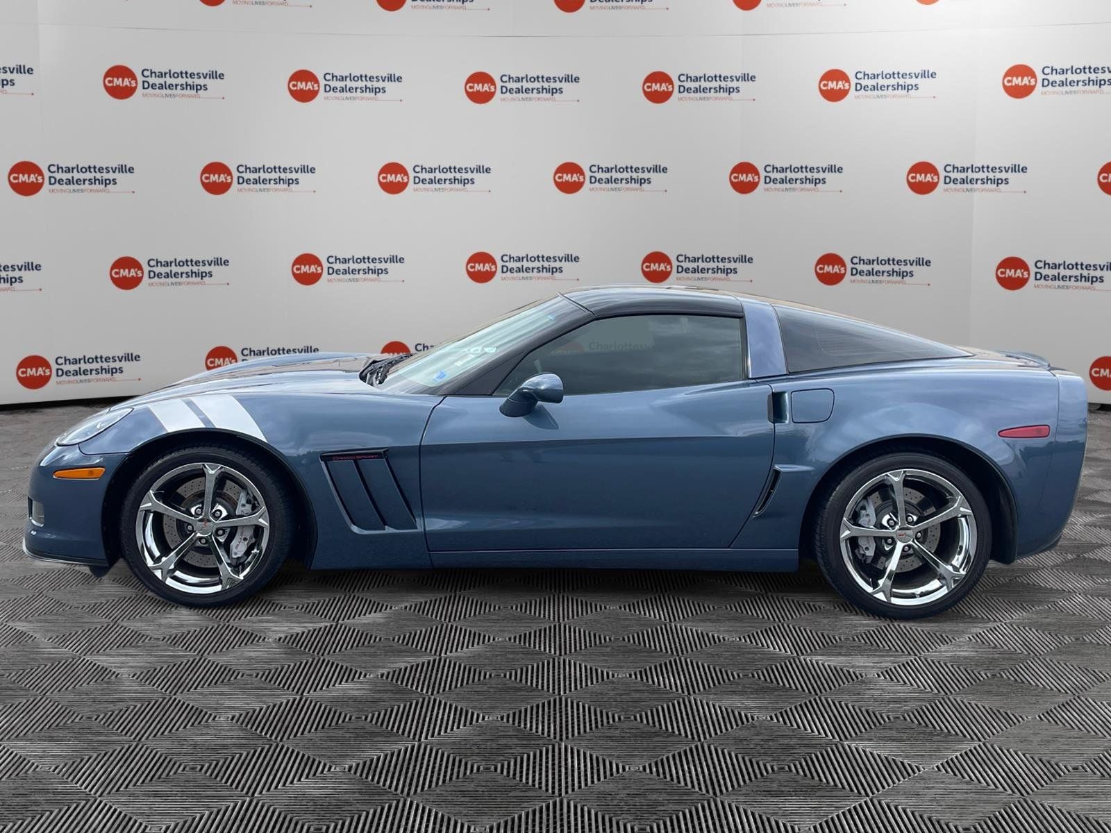 Used 2012 Chevrolet Corvette Grand Sport w/ 2LT Preferred Equipment Group RWD image 2