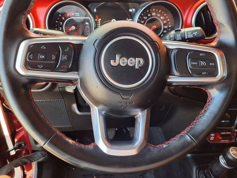 Used 2021 Jeep Wrangler Unlimited Rubicon AWD/4WD image 20