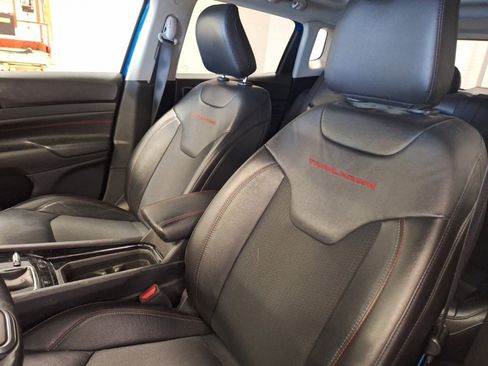 Used 2022 Jeep Compass Trailhawk w/ Sun and Sound Group image 7