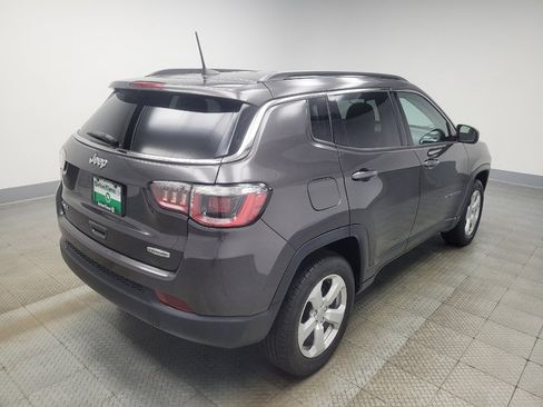 Used 2018 Jeep Compass Latitude w/ Popular Equipment Group AWD/4WD image 9