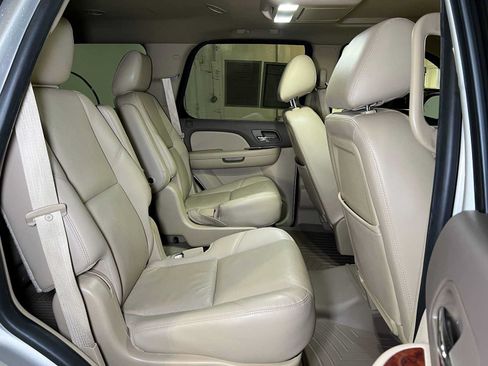 Used 2014 Chevrolet Tahoe LTZ AWD/4WD image 13