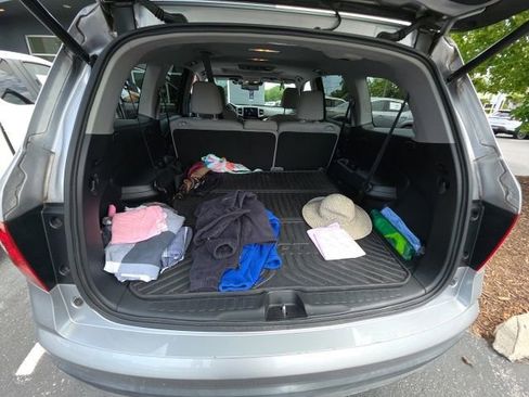 Used 2016 Honda Pilot Touring image 17