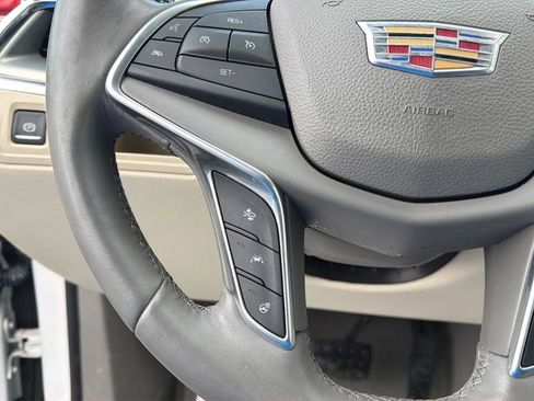 Used 2017 Cadillac XT5 Luxury w/ Driver Awareness Package image 31