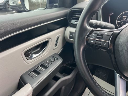 Used 2024 Honda Pilot EX-L image 18