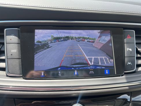 Used 2022 Buick Enclave Premium w/ Experience Buick Package AWD/4WD image 15