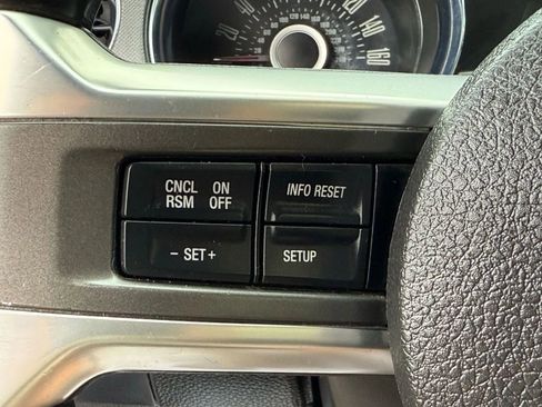 Used 2013 Ford Mustang Coupe image 23