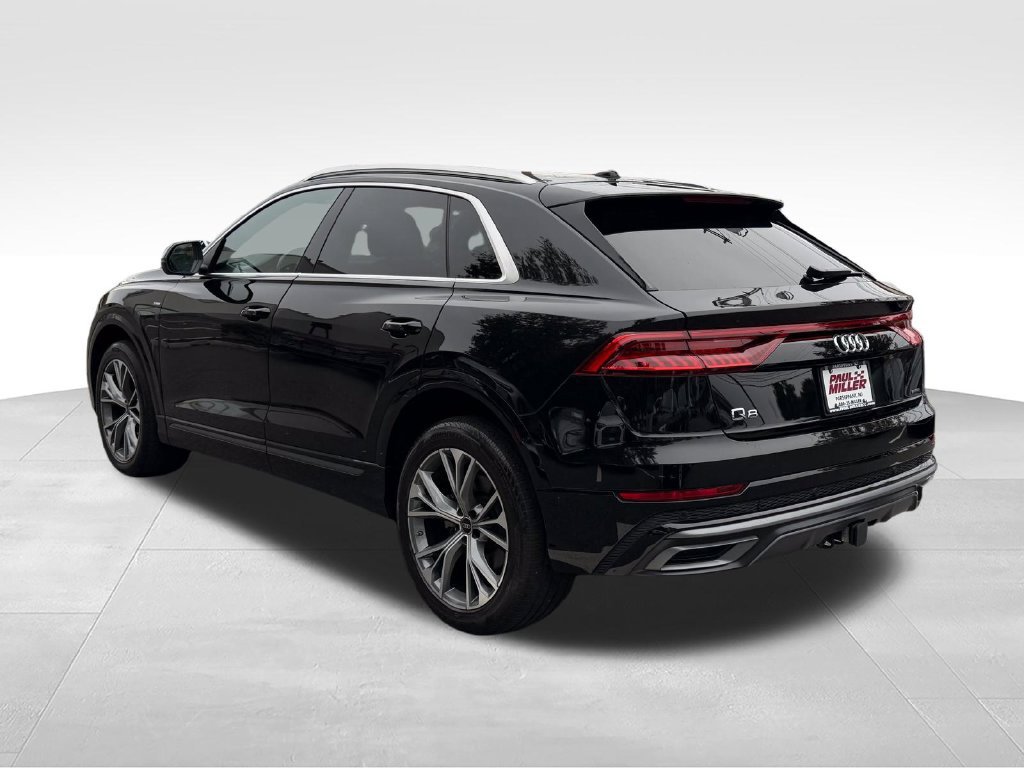 Used 2023 Audi Q8 Premium Plus AWD/4WD image 5
