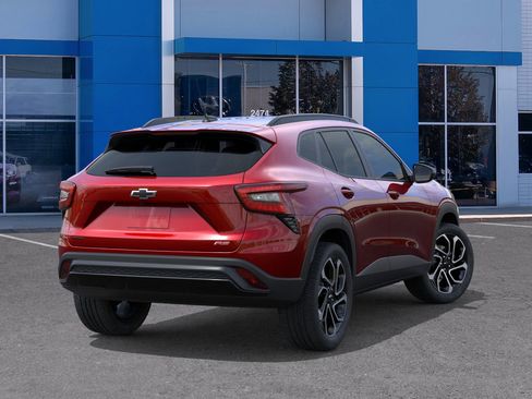 New 2026 Chevrolet Trax RS w/ Sunroof Package image 4