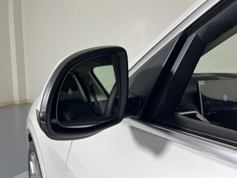 Used 2026 BMW X7 xDrive40i image 23