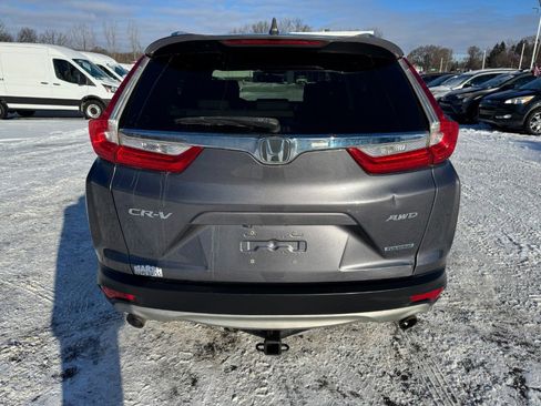 Used 2017 Honda CR-V Touring image 4