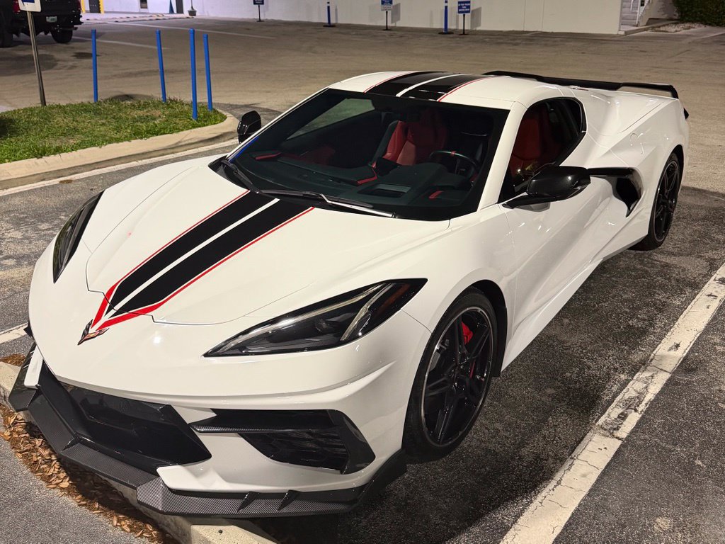 Used 2021 Chevrolet Corvette Stingray Preferred Cpe w/ Z51 Performance Package RWD image 7