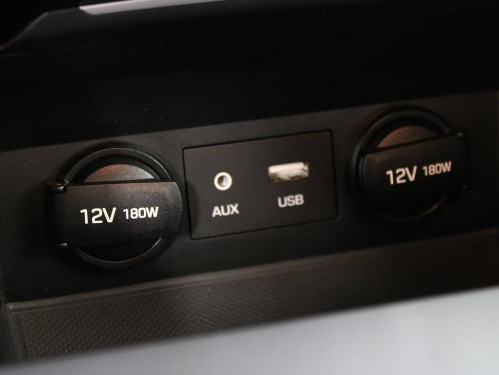 Used 2018 Hyundai Elantra Value Edition FWD image 49
