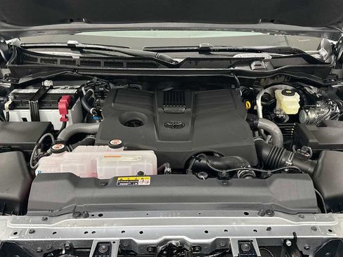 New 2025 Toyota Tundra SR5 image 30