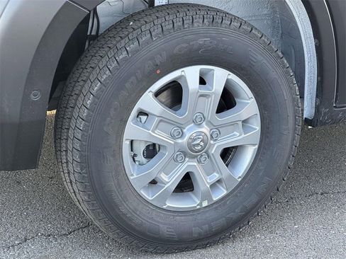 New 2026 RAM ProMaster 2500 w/ Quick Order Package 22G SLT image 9