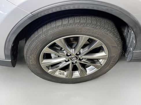 Used 2017 Toyota RAV4 Limited AWD/4WD image 14
