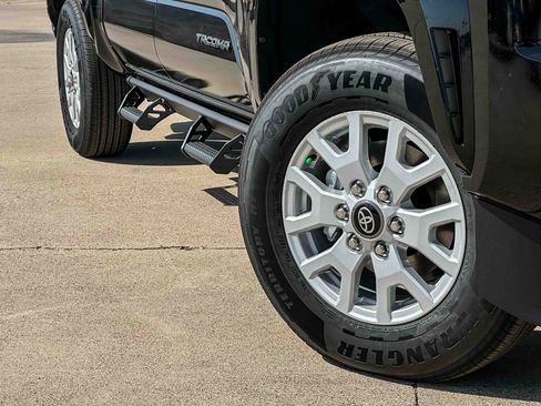 New 2026 Toyota Tacoma SR5 image 2