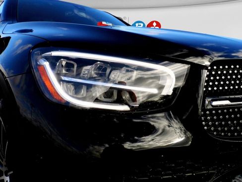 Used 2021 Mercedes-Benz GLC 300 w/ AMG Line image 9