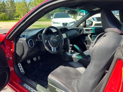 Used 2014 Scion FR-S Monogram Series RWD image 15