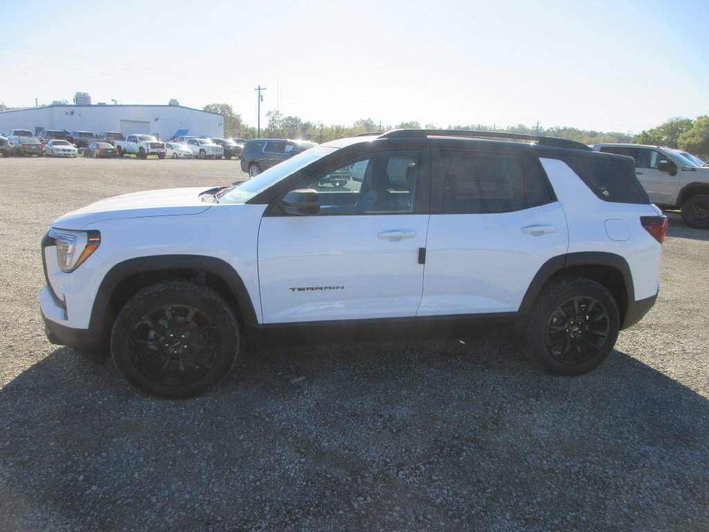 New 2027 GMC Terrain Elevation w/ Elevation Premium Package FWD image 7