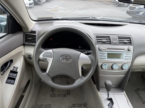Used 2007 Toyota Camry LE image 15